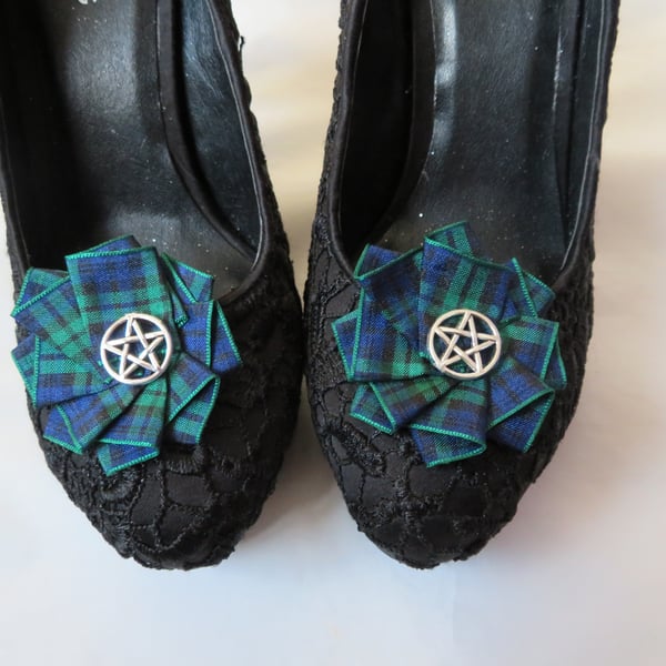 Black Watch Tartan Ruffle & Pentagram Shoe Clips - Gothic Witch Magic Wedding 