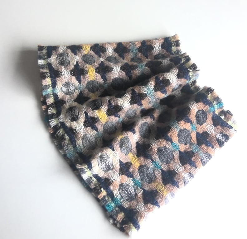 Handwoven Lambswool Cowl in Tan and Navy 5