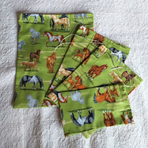 Pack of 4, Horse, Drawstring Gift Bags