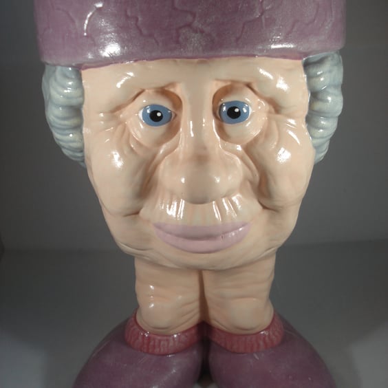 Large Ceramic Hand Painted Garden Home Flower Herb Plant Pot Container Planter.