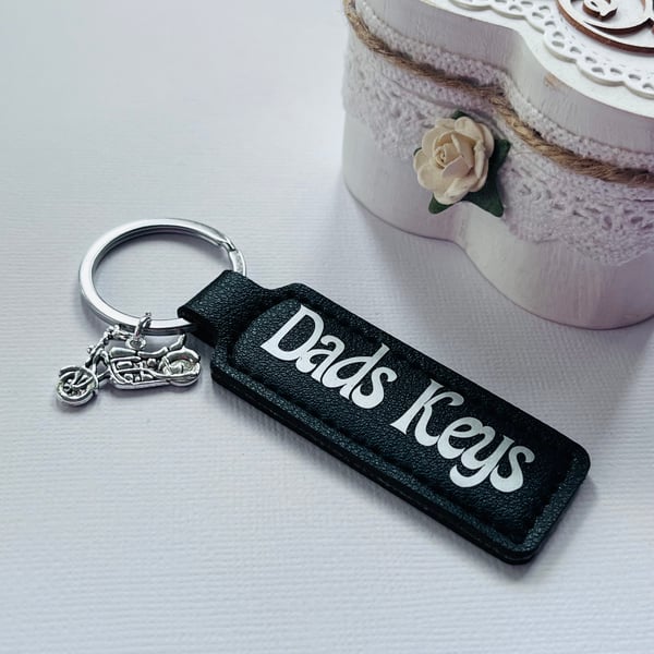 Personalized Faux Leather Keyring for Dad's Keys - Perfect Gift!  