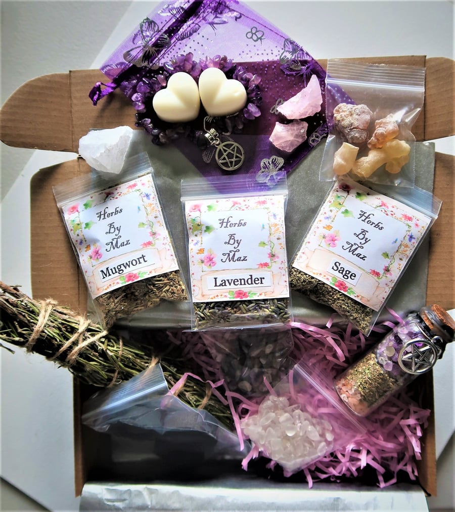 Maz’s Beginners Ritual Box. Free UK Postage