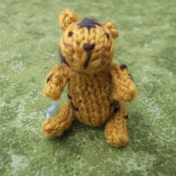 Knitted Tiger