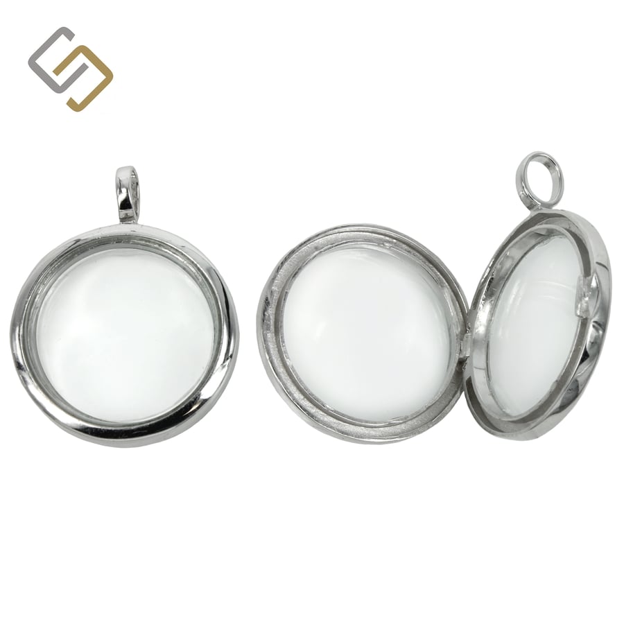 Round Glass locket in Sterling Silver