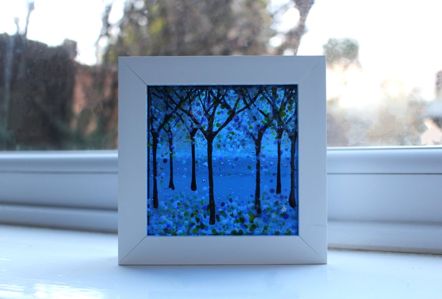 Seconds Sunday 10cm x 10cm Amazing Fused Glass Woodland Picture 'Blue Heaven'