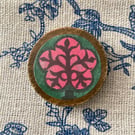 Wooden Brooch with tree motif Christmas treat
