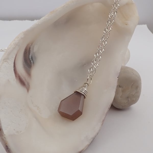 Chocolate moonstone briolette necklace