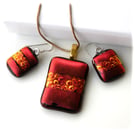 Dichroic Glass 116 Pendant Earring Set Red Sparkle Plated Chain