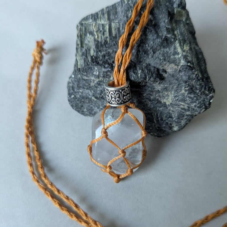 Macrame necklace with clear quartz