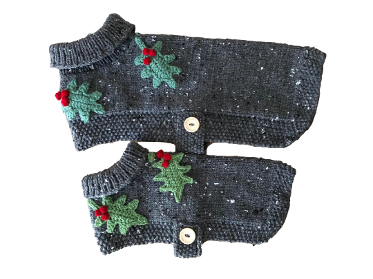Grey Aran Dog Coats With Holly Leaves And Berries (R789)