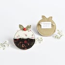 Christmas pudding  brooch, Christmas pudding badge, Christmas pin badge 