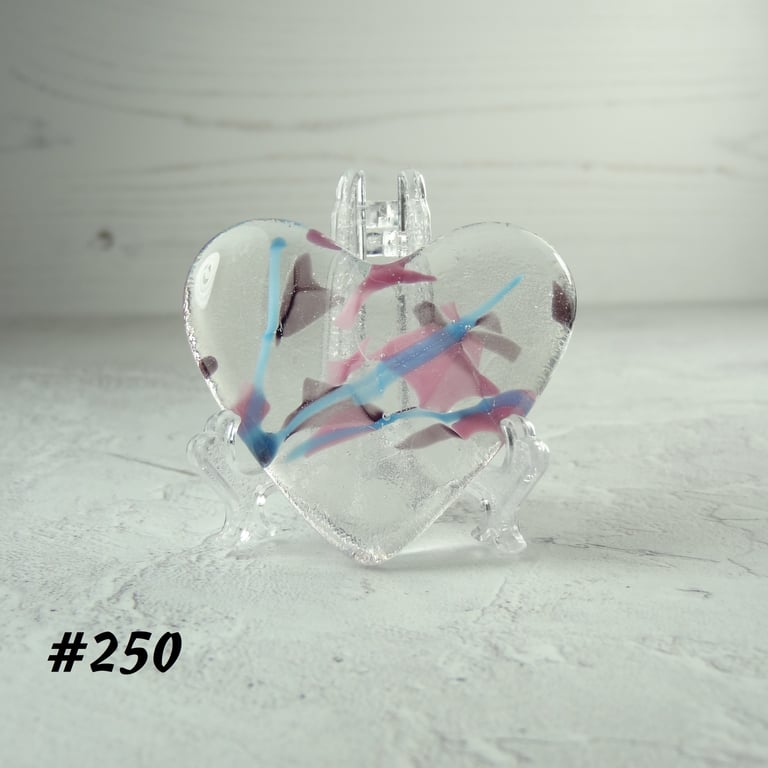 Pink purple blue heart fused glass pocket hug with stand 5x4.5cm (250)