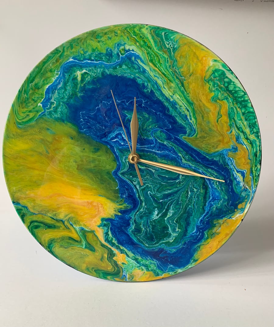  Acrylic Poured Upcycled Wall Clock