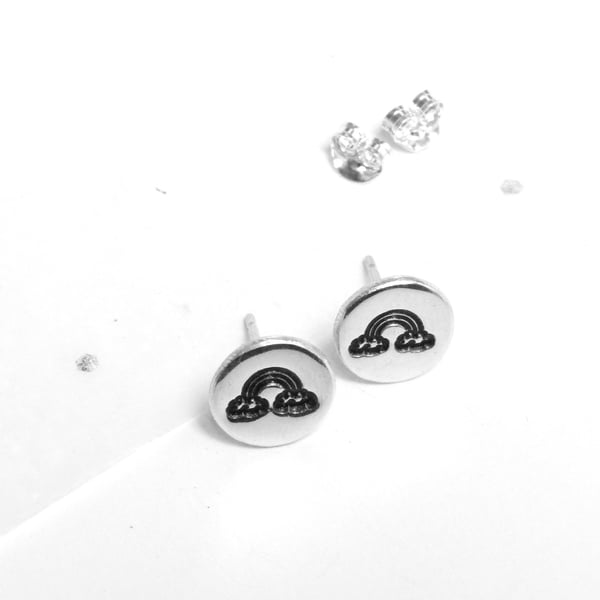 Rainbow circle stud earrings