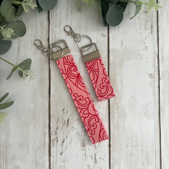 Key Fob Wristlet Set in Red Patterned Floral Fabric, Bag Strap, Key Ring