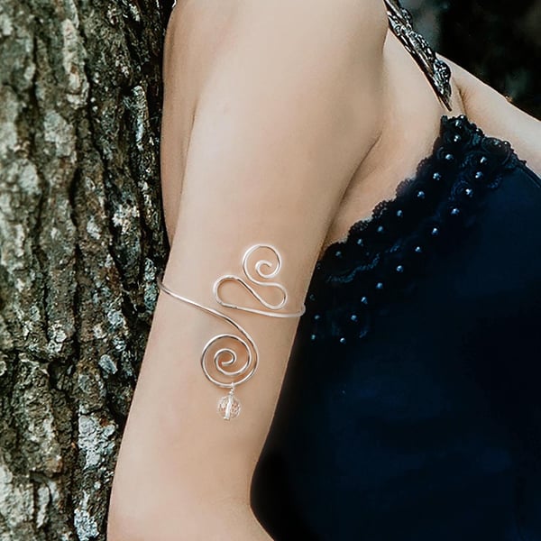 Silver Armcuff,upper arm cuff , spiral desgn Arm Cuff, Open end arm cuff 