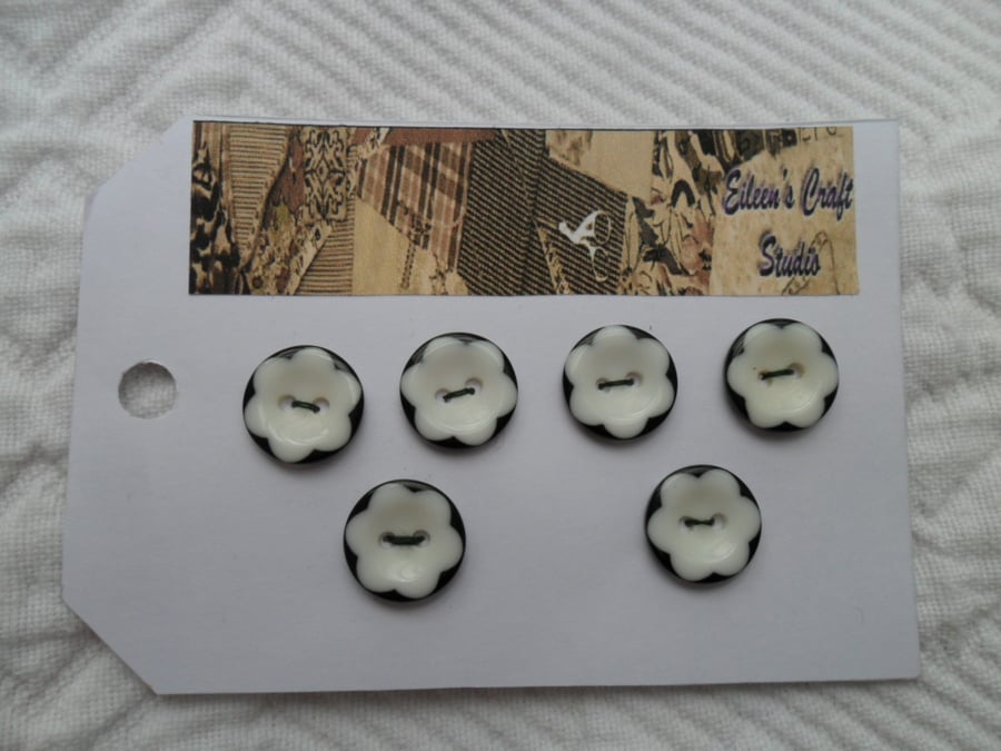 Buttons Six Black and White Flower Buttons