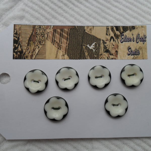 Buttons Six Black and White Flower Buttons
