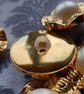 28mm 44L Gold & Sprayed pearl Button - Image 3