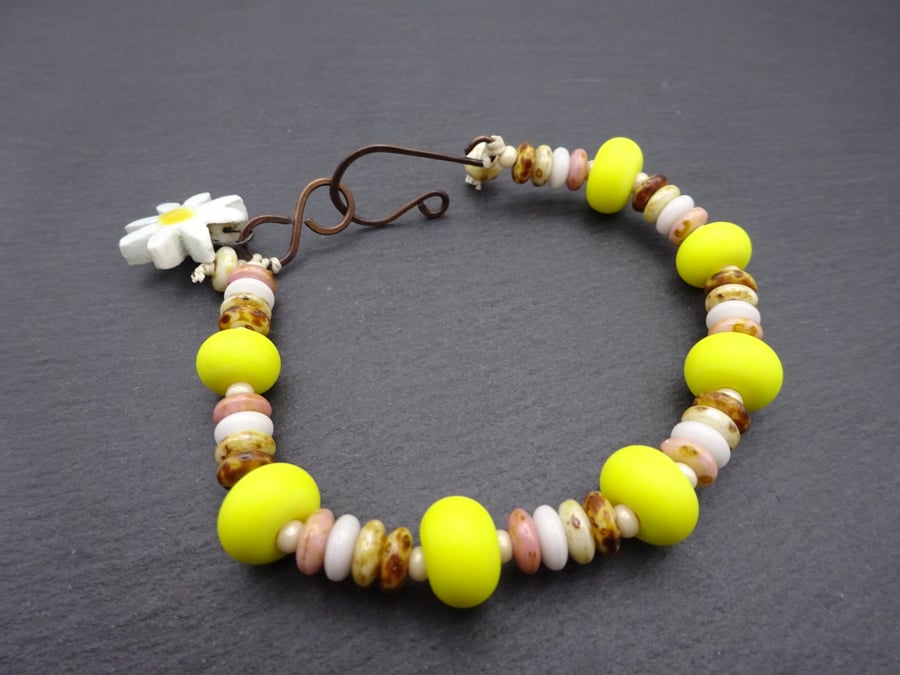 daisy chain lampwork glass bracelet