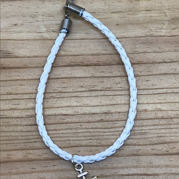  White Anchor Bracelet (440)