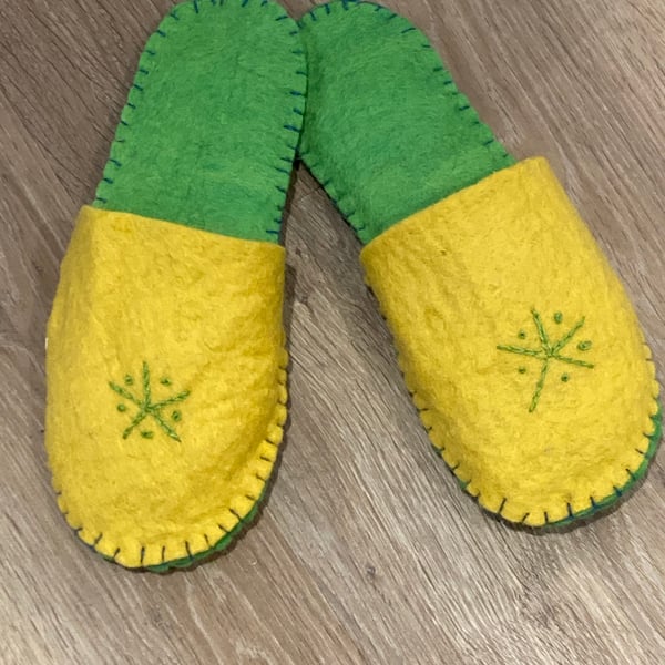 Handmade Wool Felt Slippers