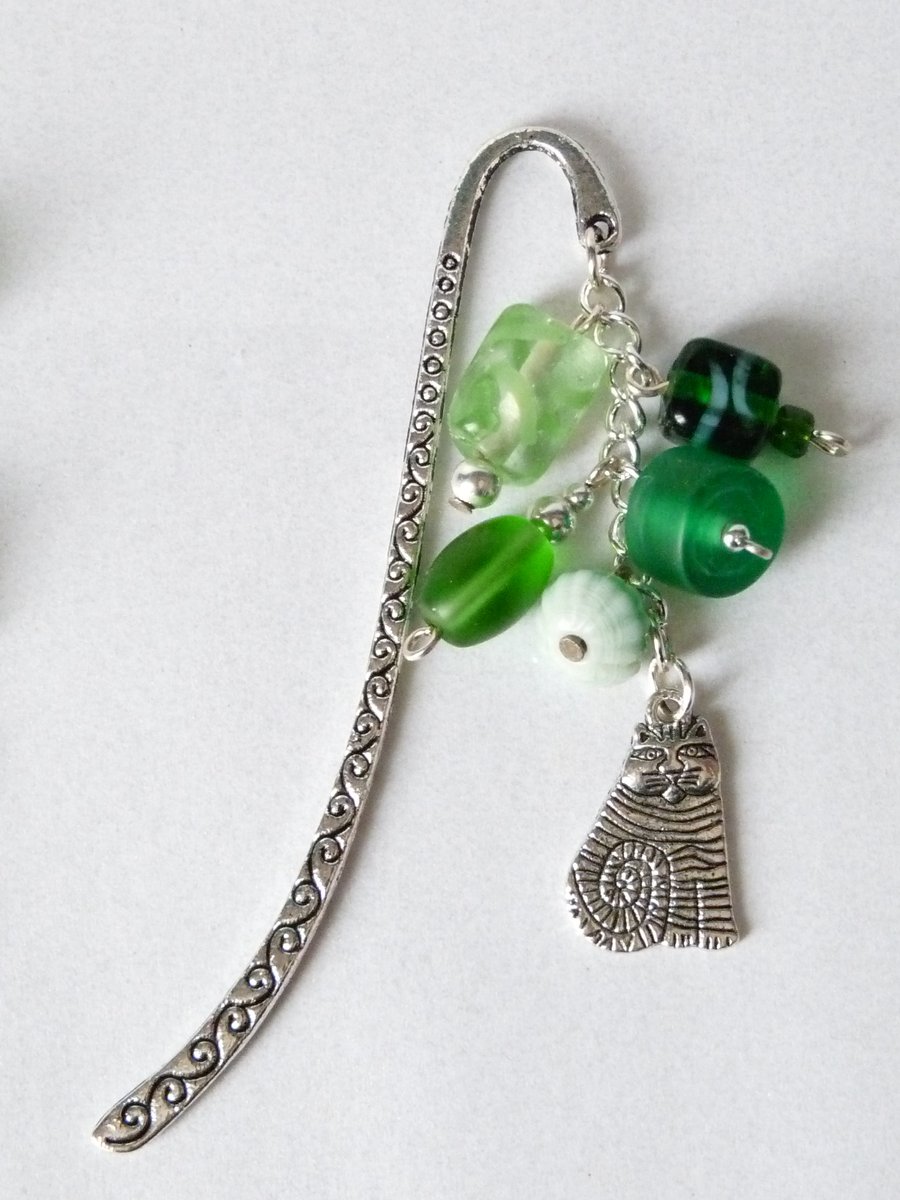 Green Indian Glass Bead Striped Cat Charm Bookmark 