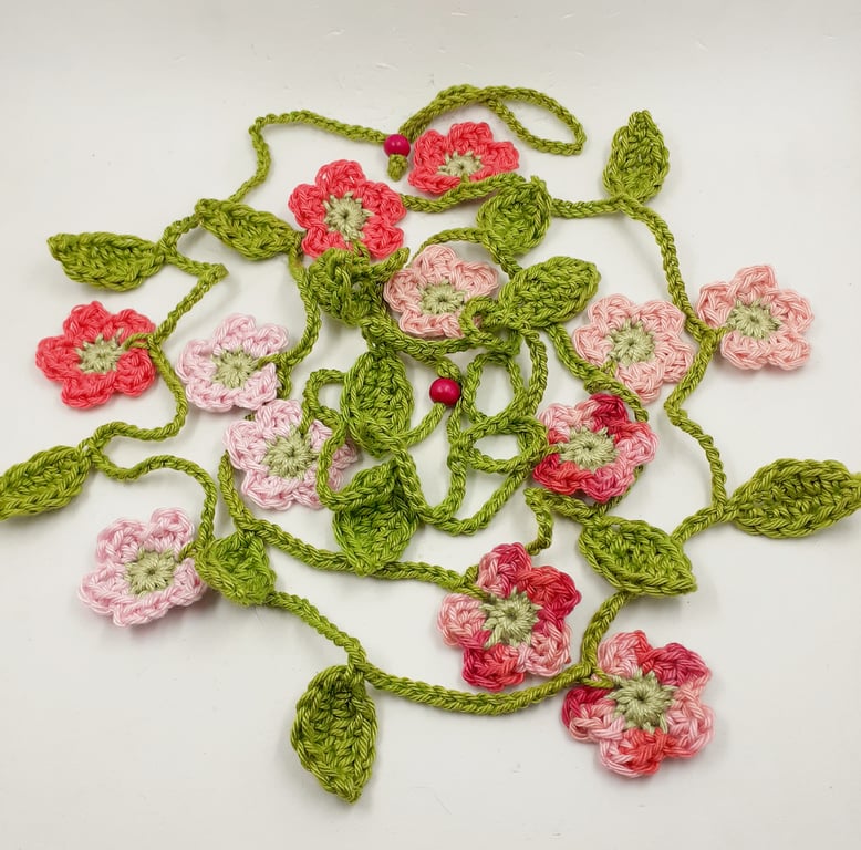 Crochet Flowers Garland in Pinks, Peach and Coral