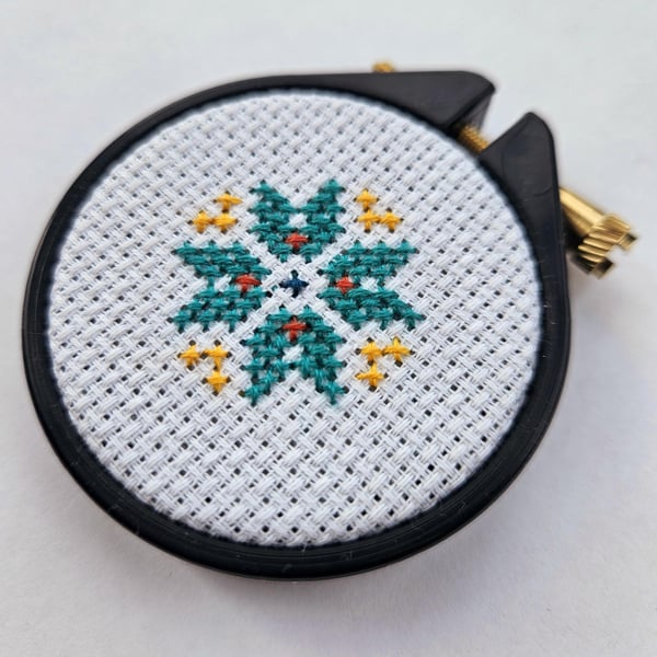 Mini Snowflake Cross Stitch Kit
