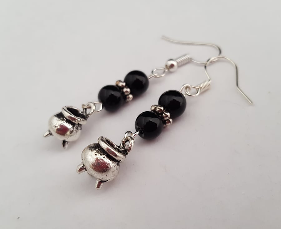 Witch's cauldron earrings - black and silver