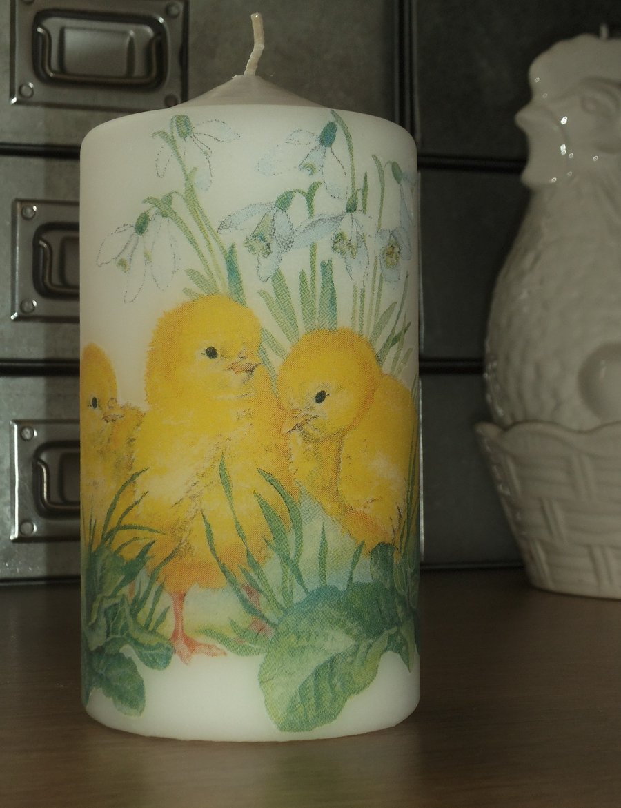 Decorated candle Easter Spring chicks Snowdrops napkin decoupage 