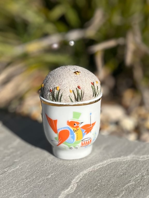 Pin cushion - Vintage bird egg cup - embroidered with bee and flowers