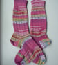 Hand-cranked Knitted Ribbed Wool Socks Size 4 to 5 mismatched - Image 4