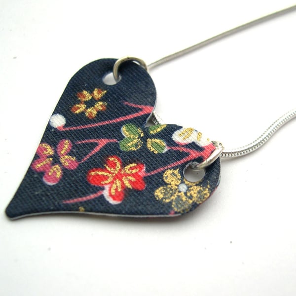 Hardened Fabric Chinese Floral Necklace in Navy 