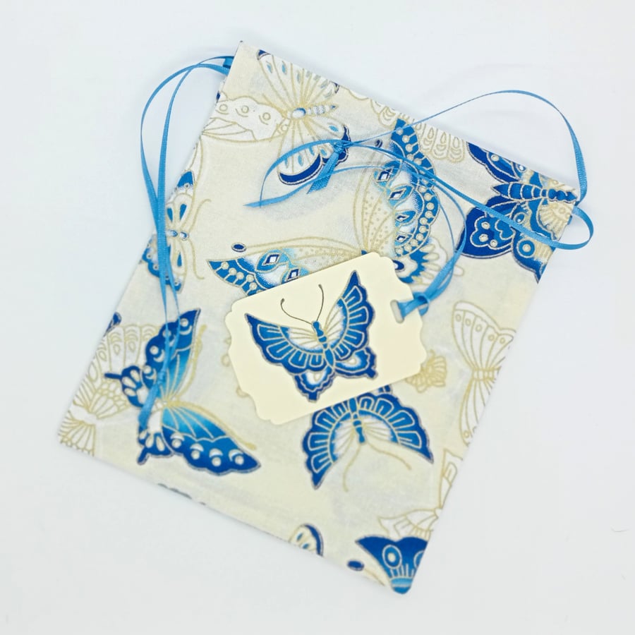 Butterfly gift bag with gift tag NO POSTAGE 278KF