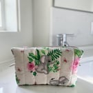 Cute Elephant Vanity Case