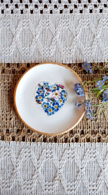 Round Clay Forget Me Not Trinket Jewellery Dish