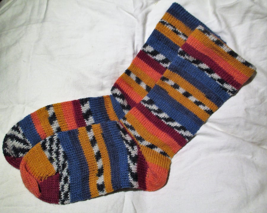 Handmade Wool Socks SIZE: 7-9 UK, 9-11 US, 39-42 EURO 