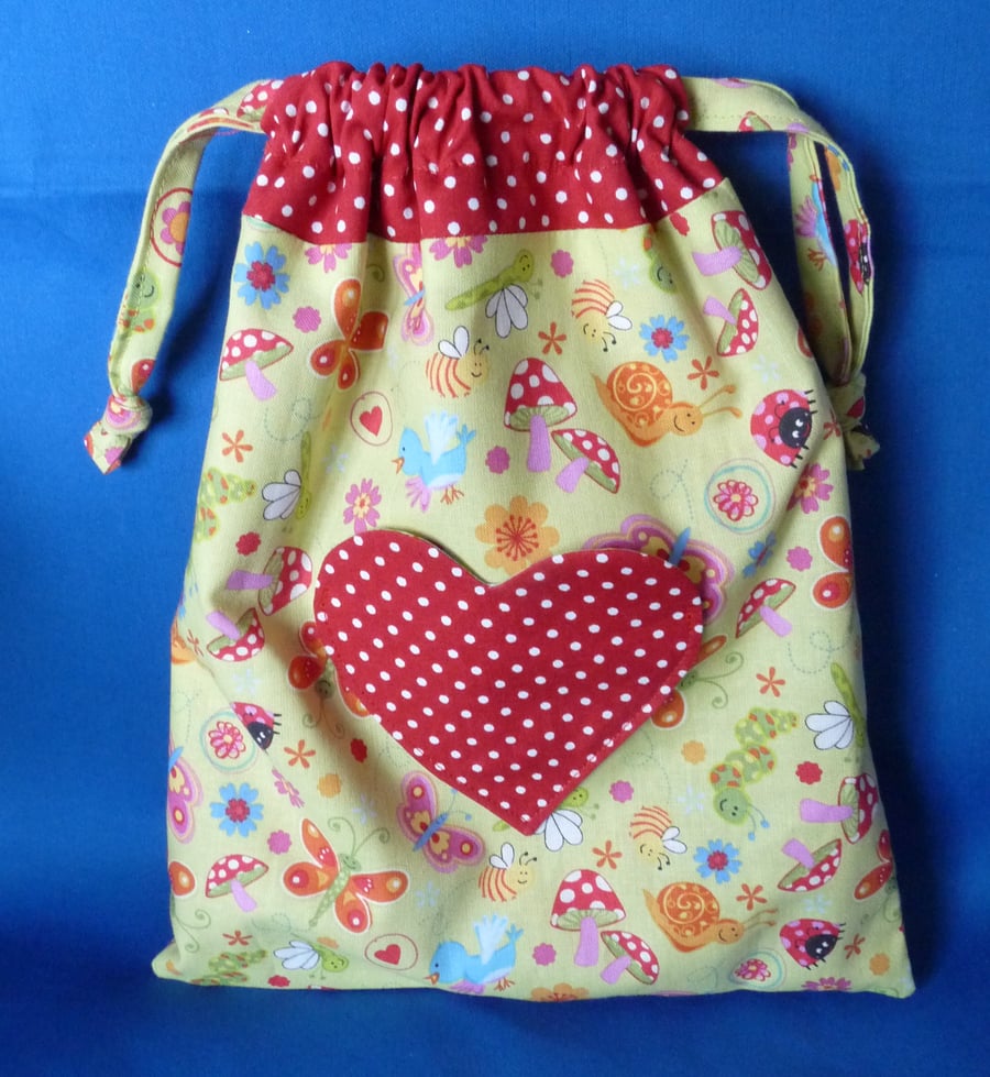 Cute Summer Bugs Drawstring Bag