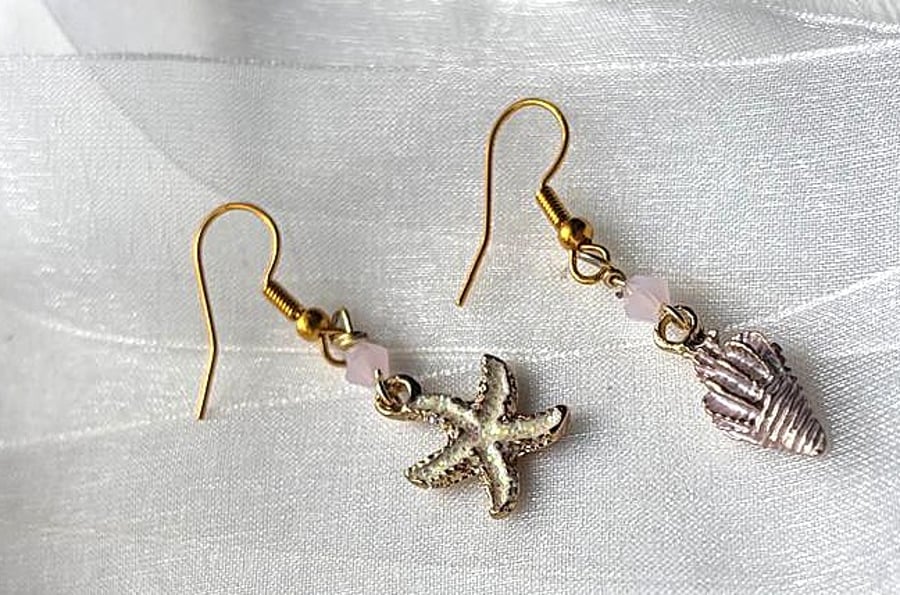 by the sea - pink and gold earrings