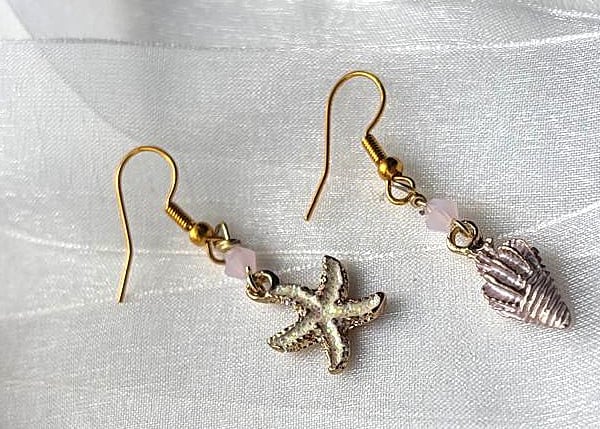 by the sea - pink and gold earrings