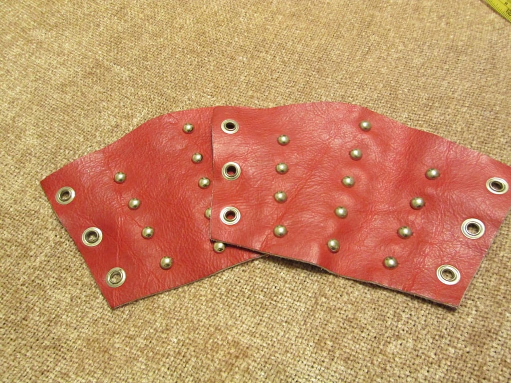 Red Leather Bracers (pr) with 3 rows of Spots (Small Size) (sold with lacing)
