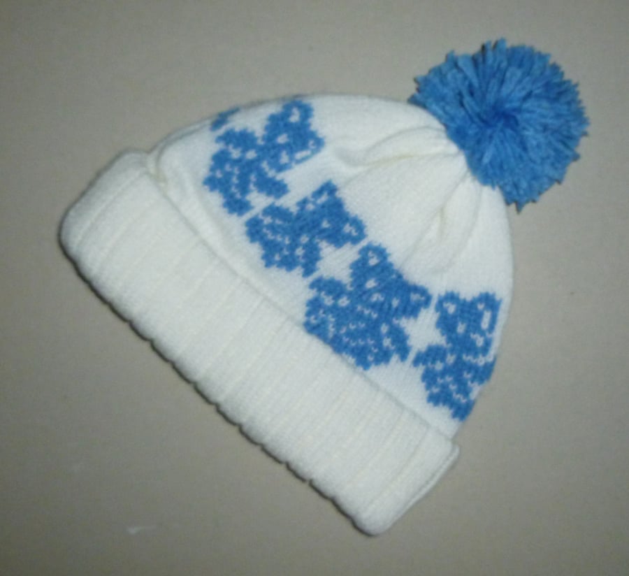 Knitted toddler hat with teddy bears ( ref FA 645 K6 )
