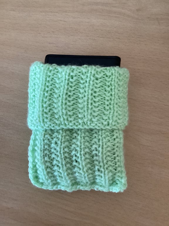 MOBILE PHONE SLEEVE 8x3.5"or 20x9cm HAND KNITTED IN GREEN YARN