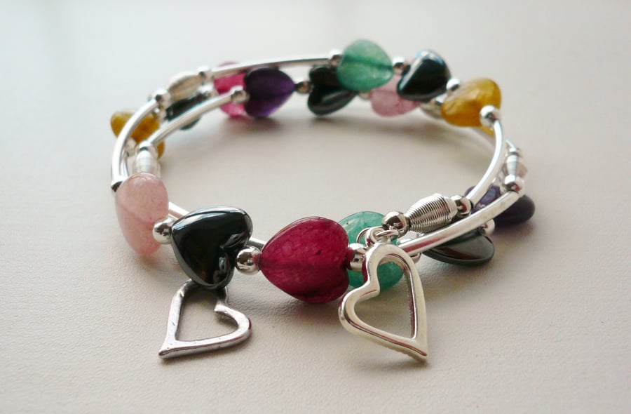 Wrap Around Memory Wire Bracelet Agate and Haematite Heart Bead KCJ1671