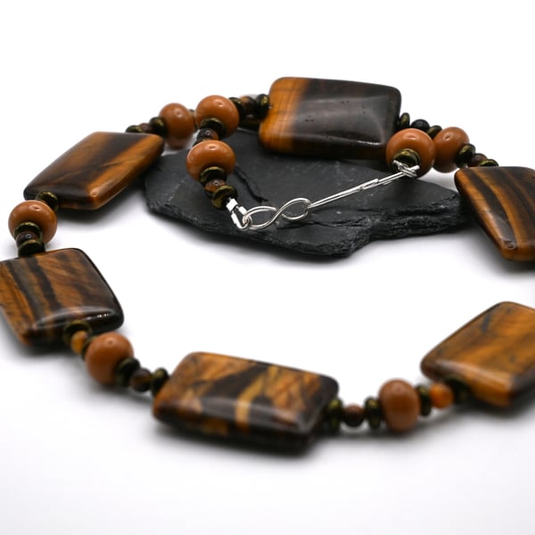 tigers eye and lampwork glass beaded necklace
