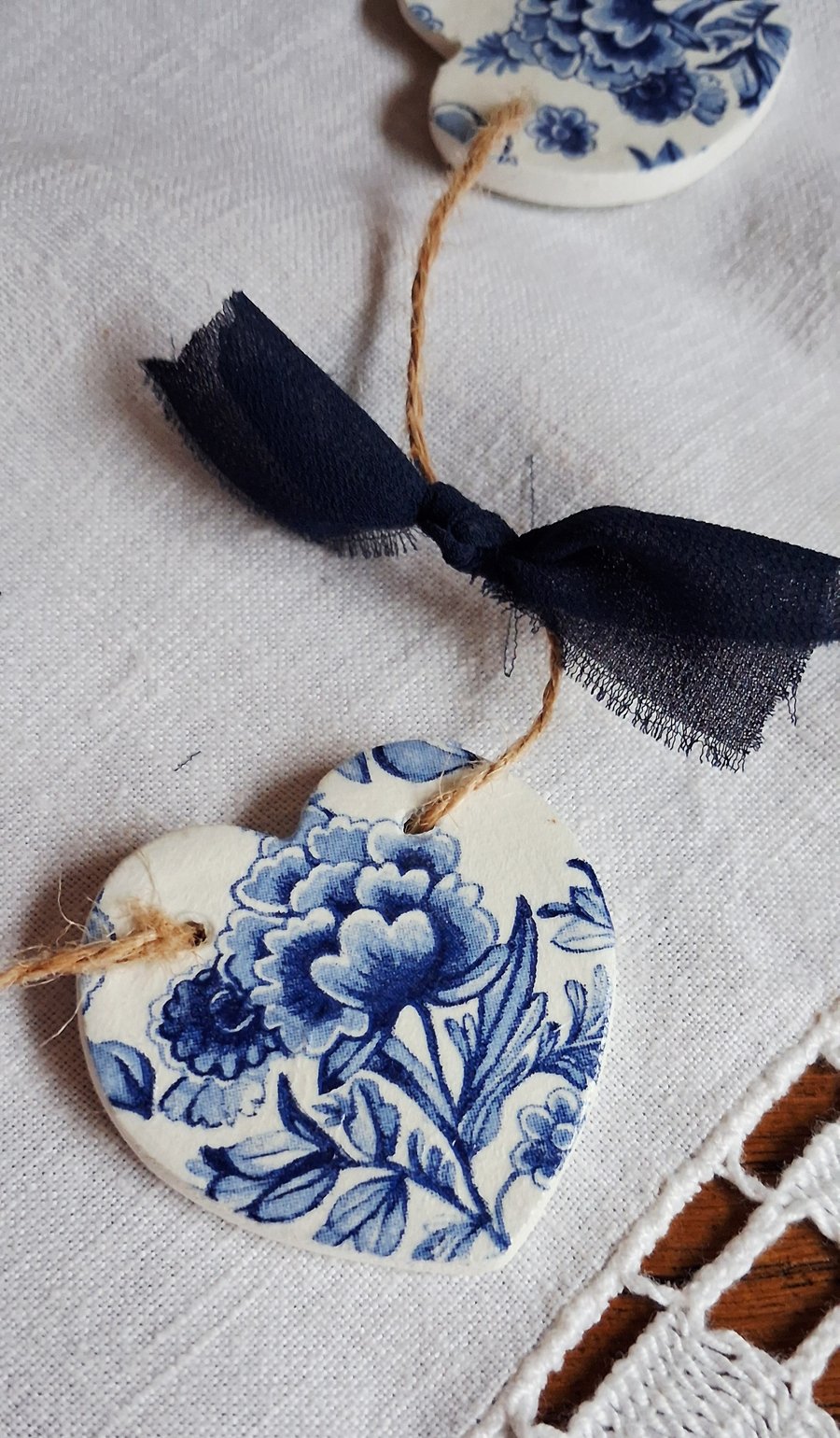 Clay Heart Bunting Floral Blue