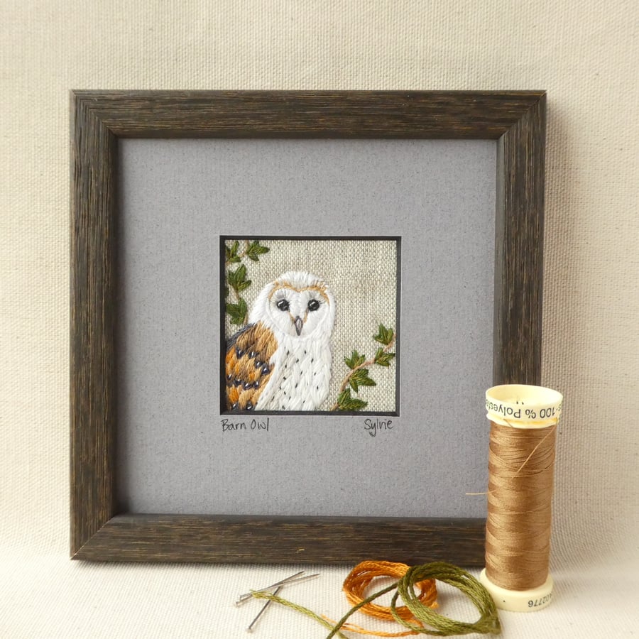 Barn Owl - hand-sewn textile picture 