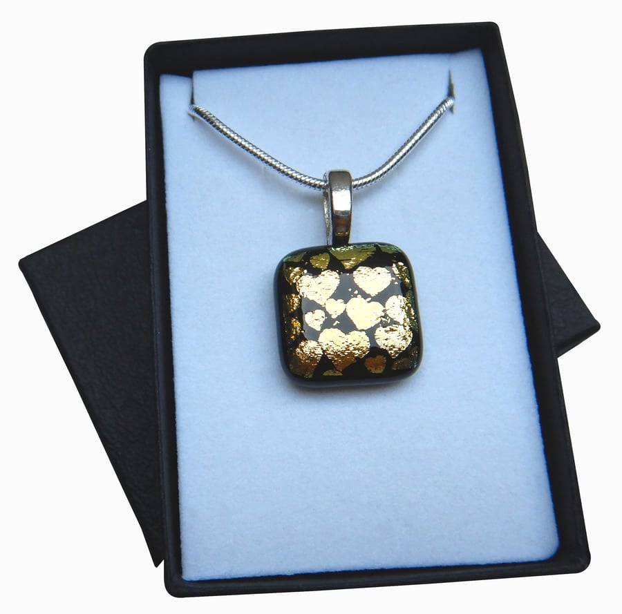 HANDMADE FUSED DICHROIC GLASS 'GOLDEN HEARTS' PENDANT.