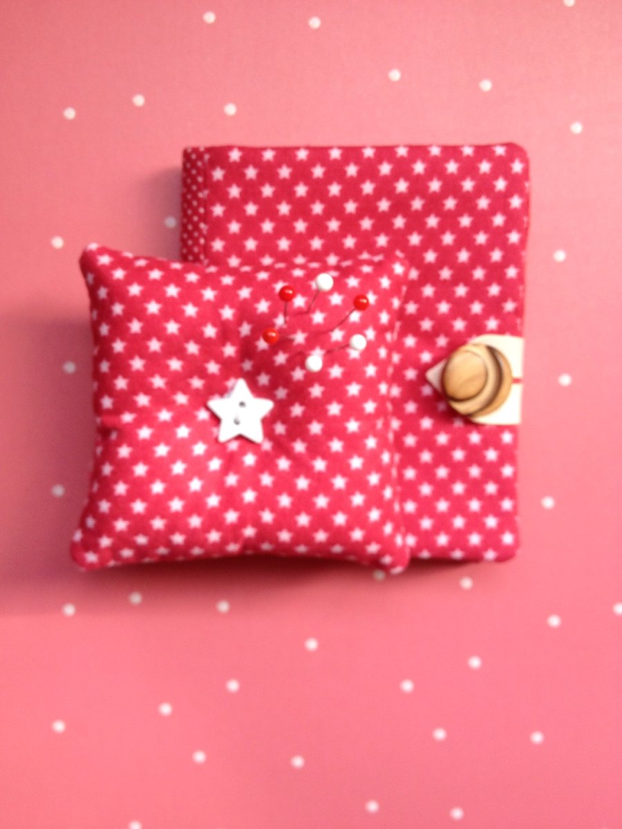 Pretty Needlecase and Matching Pincushion